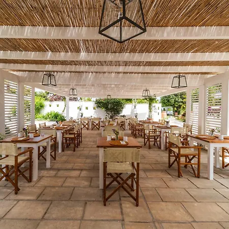 Tenuta Centoporte 4* אוטרנטו